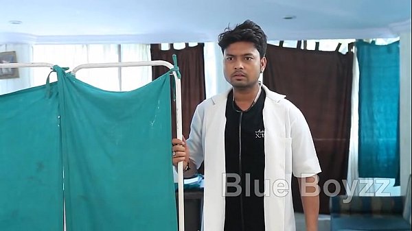 Mutige Krankenschwester verführt einen Patienten &brvbar_&brvbar_ Blue Boyzz Movie