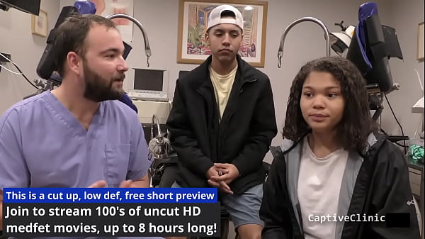 Michelle Anderson viene presa dagli agenti della TSA per un'ispezione di perquisizione eseguita dal dottor Tampa e dall'agente della TSA Destiny Cruz! Film completo di 1 ora solo su BondageClinic! Reup