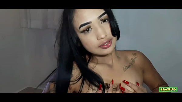 Sexy teen Teen shows off