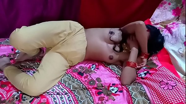 Indien nouvellement marié baise pour la première nuit