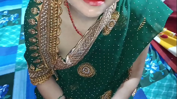 Village indien desi xxx nuit d'abord avec son demi-frère