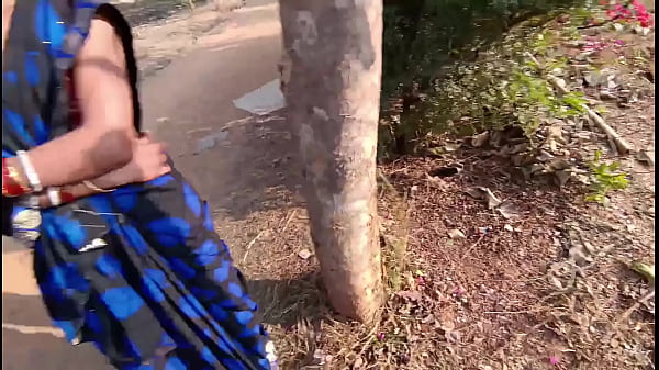 Scopata la moglie dell'amico per la prima volta nel parco