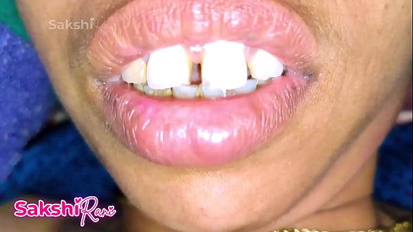 STEP SISTER sexy indienne baisée par STEP BROTHER avec une chatte gémissante en gros plan